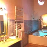 Ξενοδοχείο Adda 4*